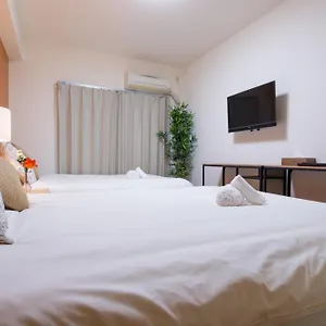 Krehl Minamihorie Condominium *** Осака